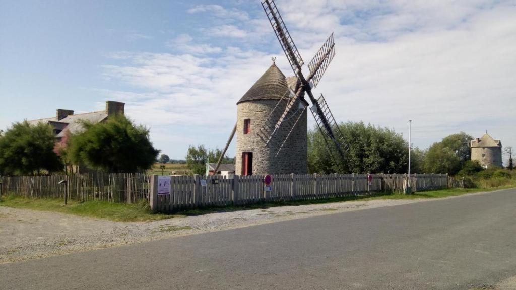 Gite Le Lac Cherrueix ภายนอก รูปภาพ